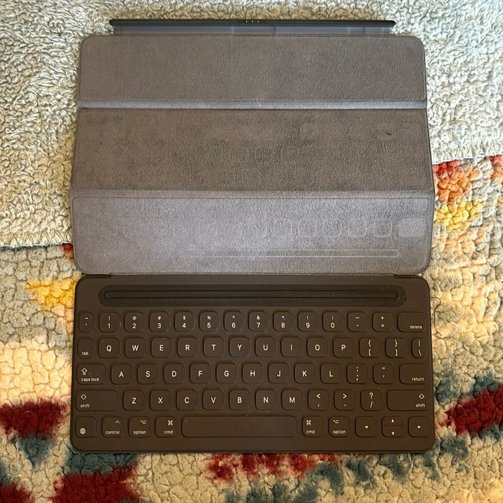 Smart Keyboard